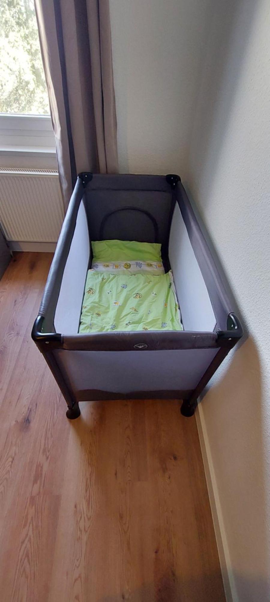 Charlie , Solingen Mitte, Ferien/Messe Wohnung Fuer Bis Zu 5 Personen Екстер'єр фото